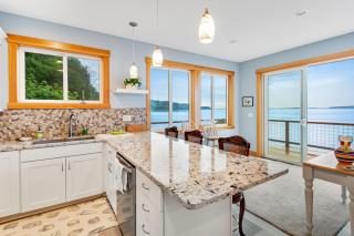 Moon Cabin - Kingston - 5