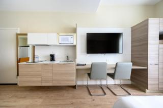 Studios Inn - 9