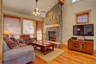 Private 2 Bedroom Townhome Located In East Keystone With Access To A Firepit, Hot Tub, And Billiards - 8
