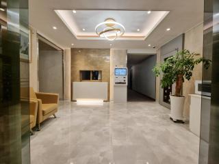Trevi Hotel - Jeju - 2