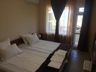Guest House ,,Emotion'' - Baltsjik - 1