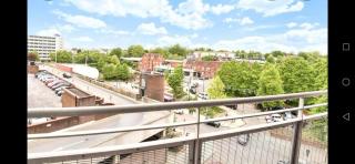 Town Centre Penthouse - 4