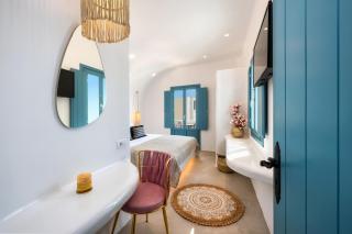 I K I A Since 1980 by Calm Collection - 2