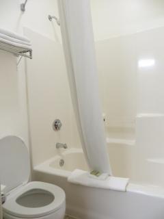 Super 8 by Wyndham Three Rivers - Three Rivers - 6