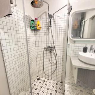 HaPPy Inn Laime Studio, Self Check-In-24-7, A-C, Parking-in-the-underground-Garage - Vilnius - 5