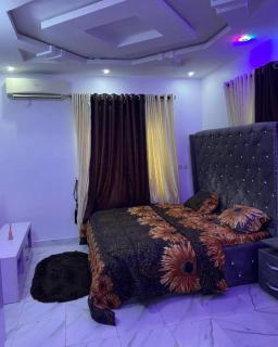 Immaculate 2-Bed Apartment in Lekki Ajah - Lekki - 8