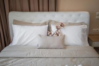 Oniro Luxury Suites in PargaTown - 6