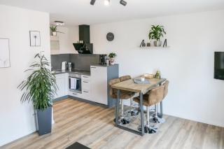 Wohlfühlwohnung im Zentrum mit 24-7 Self Check-In, WLAN & Smart TV - 7