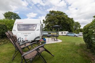 Cosy Caravan on Luxury Campsite - Hulme End - 3