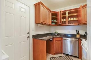 2BR Alluring Apartment with Laundry - Cullom D3 - Chicago - 6