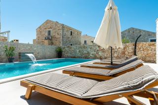 Luxury villa with pool,jacuzzi and sauna03 - by TA Leut Agency - Privlaka - 3