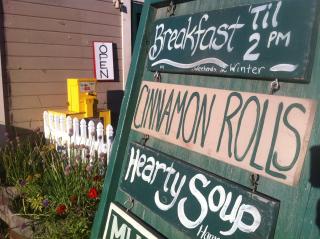 Talkeetna Roadhouse - 5