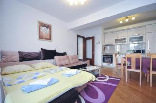Adelisa Apartments - Budva - 2