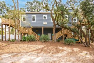 Tranquil Harbor by Oak Island Accommodations - Oak Island - 0