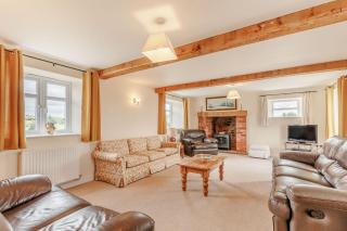 Wood Cottage - 3