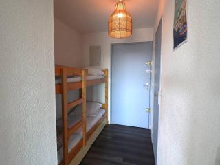 Studio cabine rénové climatisé proche plage pour 4 pers - FR-1-307-206 - Le Grau-du-Roi - 9
