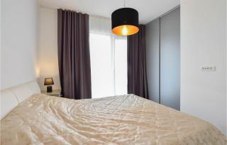 Gorgeous Home In Muc With Wifi - Čuci - 3