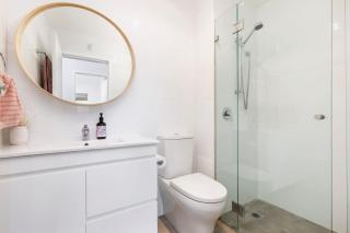 Kooringa 4 - 2BR Apartment l Lake Views l Central Location l BBQ l WiFi l Air-Con - Jindabyne - 3