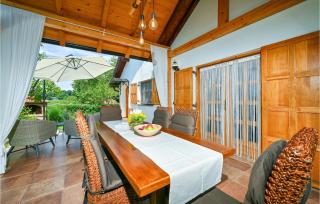 Gorgeous Home In Jalzabet With Wifi - 2