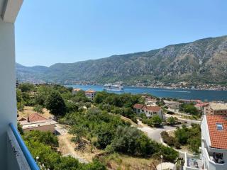 BLUE EYES SAILORS - Kotor (Cattaro) - 4