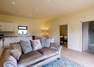 Beech Tree Park Cottages - Hatfield - 3