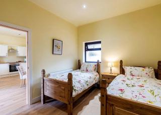 Beech Tree Park Cottages - Hatfield - 1
