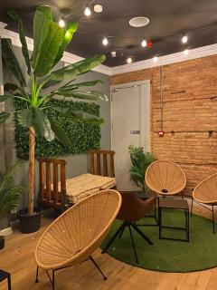 Black Swan Hostel - Barcellona - 8
