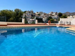 Miramar Nerja - Luxury apartment near Burriana beach with pool - Nerja - 4