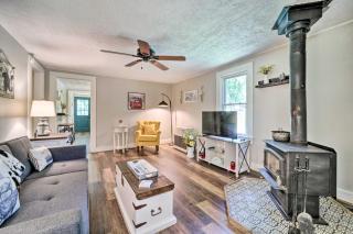 Charming Waynesville Cottage Less Than 2 Mi to Main St - Waynesville - 0