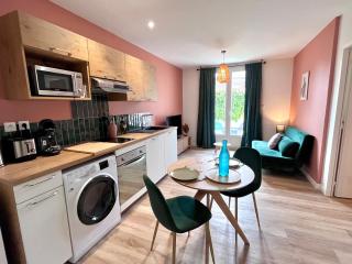 LE QUAI 4 - SUPERBE T2 LUMINEUX CALME - CLiM - TERRASSE - WiFi - Gare à 200m - 9