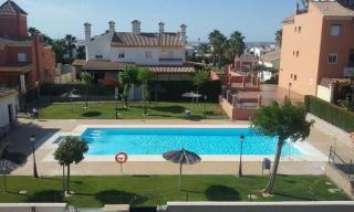 BAJO CON TERRAZA PISCINA y JARDIN - Sanlúcar de Barrameda - 6