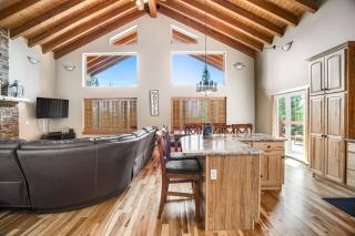 The Lodge at Prunes Place - 6