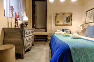 Ajuga Luxury Boutique B&B - 4