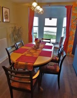 Mourne Mountain Art Apartments - Newcastle - 1