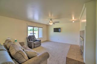 Spacious Grass Lake Getaway Near Boat Launch! - Grass Lake - 5