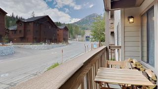 Spacious One Bedroom Condo in Mammoth! Free Assigned Parking - Snowbird 107 - 6