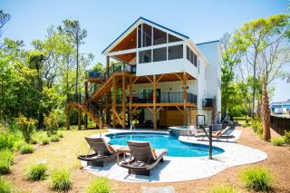 Farmhouse at Turtle Creek by Oak Island Accommodations - Oak Island - 0