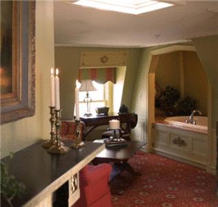 The Chanler at Cliff Walk - 9