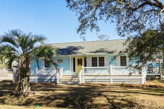 Cottage Breeze by Oak Island Accommodations - Oak Island - 0