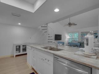 Hidden Dunes Cottage 215 by Newman-Dailey - Destin - 7