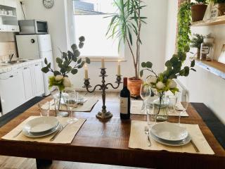 Wunderschöne Altbauwohnung in Toplage - Biederitz - 4