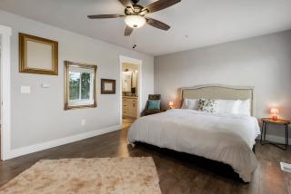 HoneyHomes Spectacular View Home with Amenities - Sumner - 3