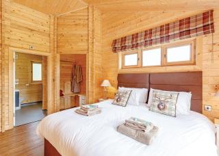 Gadlas Park Holiday Cabins - Ellesmere - 2