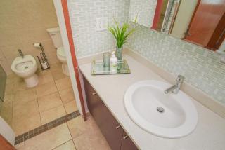 Beachfront 7th floor unit at Mar Azul - Aguada - 6