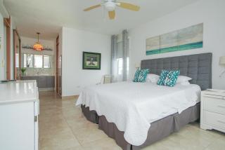 Beachfront 7th floor unit at Mar Azul - Aguada - 5
