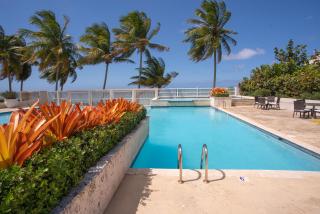 Beachfront 7th floor unit at Mar Azul - Aguada - 2