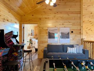 Sweet Tea Timber Indoor Pool Hot Tub - 7