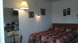 New Country Motel - Swan River - 8
