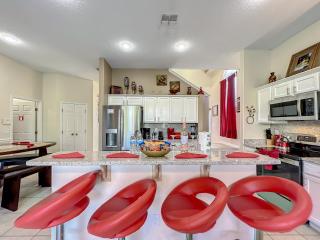Spacious 5br Stay W Pool Spa Near Wdw & Seaworld - Orlando - 2