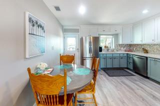 Isle of View Too - 7